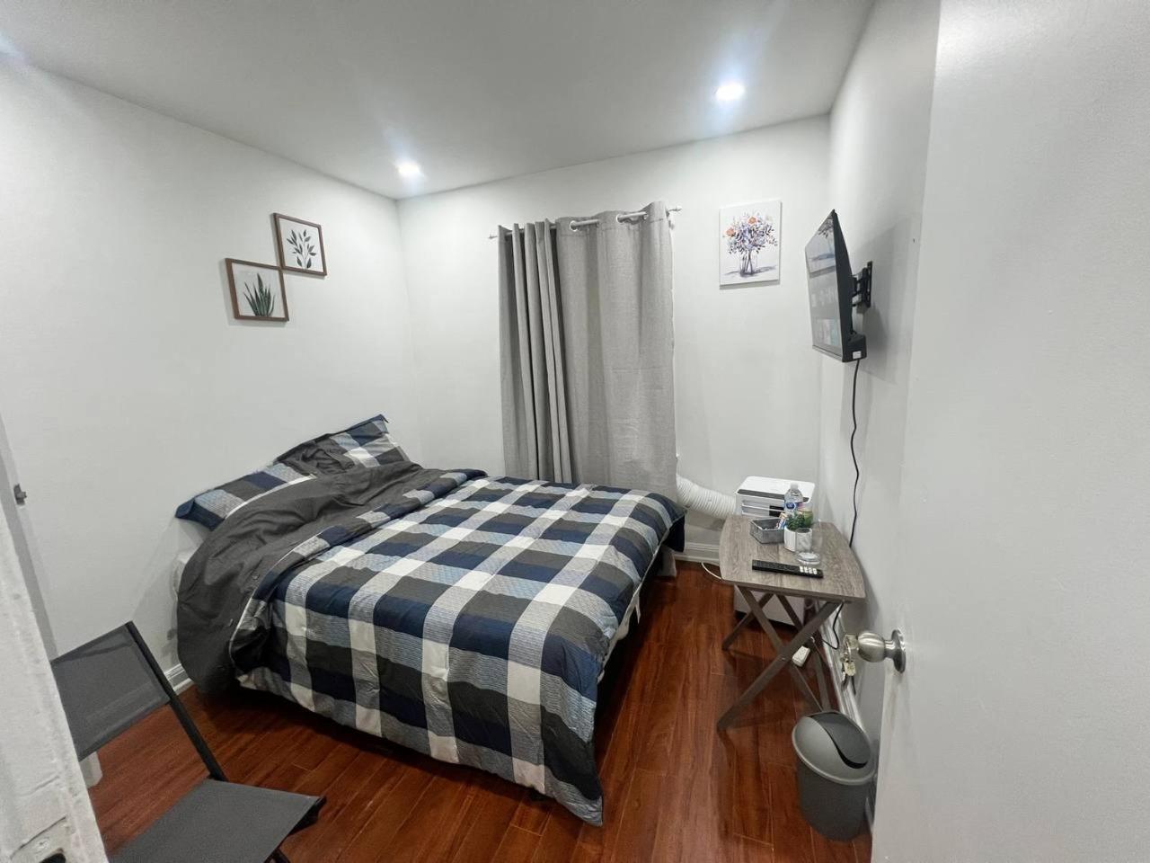 #1 Convvy-Nient Residence! Toronto Exterior photo